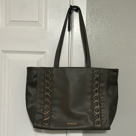 Rampage Large Tote Bucket Bag with Gold Accents - Picture 1 of 16